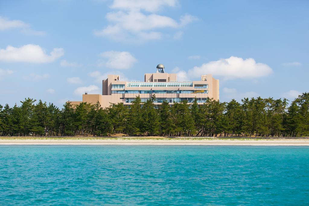 Suzu Beach Hotel Exterior photo